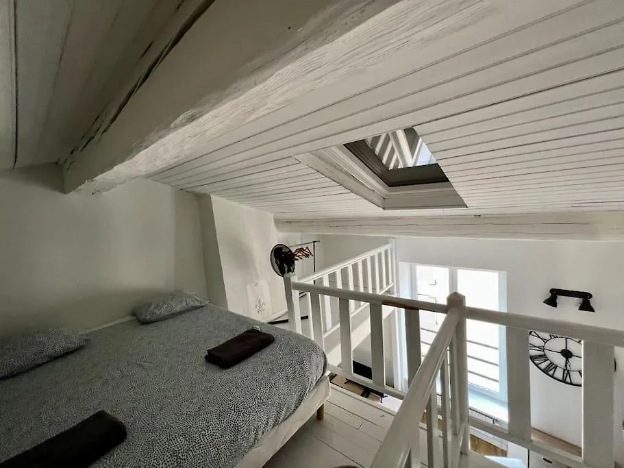 Charmant Appartement Plein Centre Avec Parking Augustins B Clermont-Ferrand Apartment