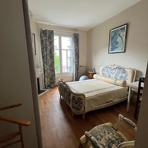 Accommodatie bij particulieren Hyper Centre ,jolie Climatisee Avec Parking Securise Gratuit, Clermont-Ferrand