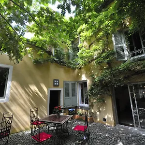 Bed & Breakfast Chambres D'hotes Le Petit Siam : Le Calme En Centre, Clermont-Ferrand